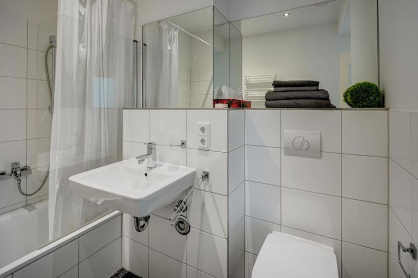 Cozy Modern Apartment With Garden In The Center Next To Oktoberfest ميونيخ المظهر الخارجي الصورة